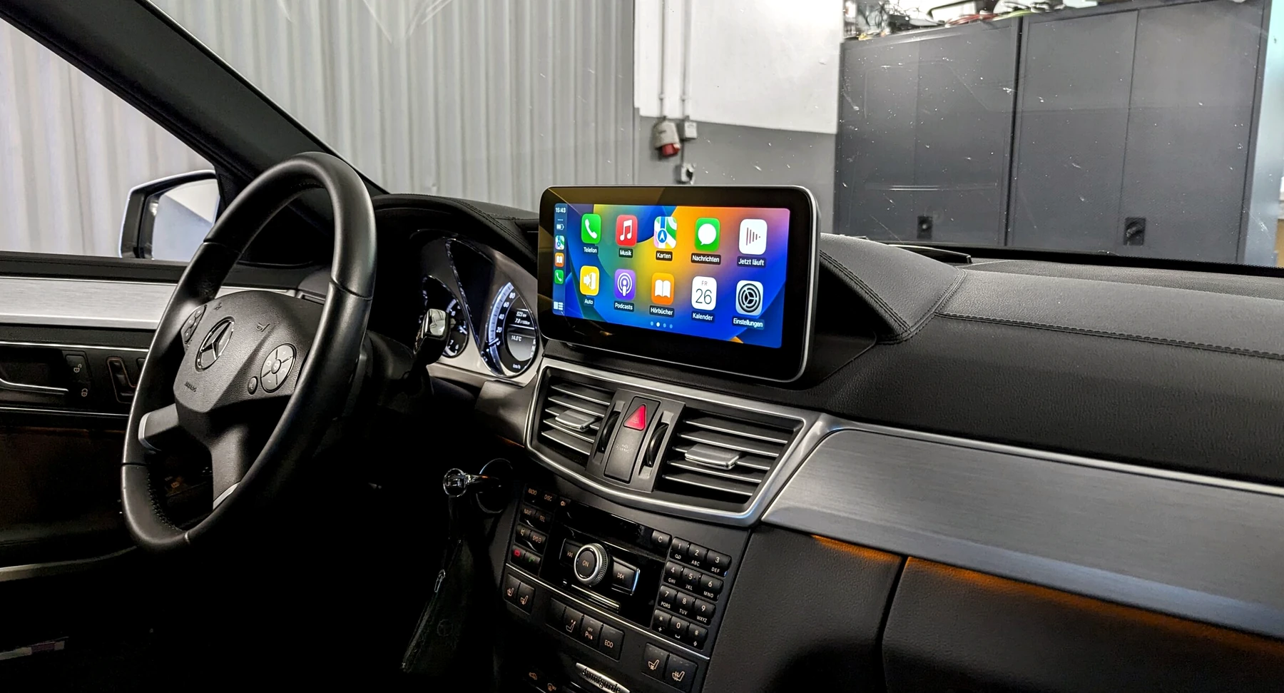 Mercedes-Benz carplay